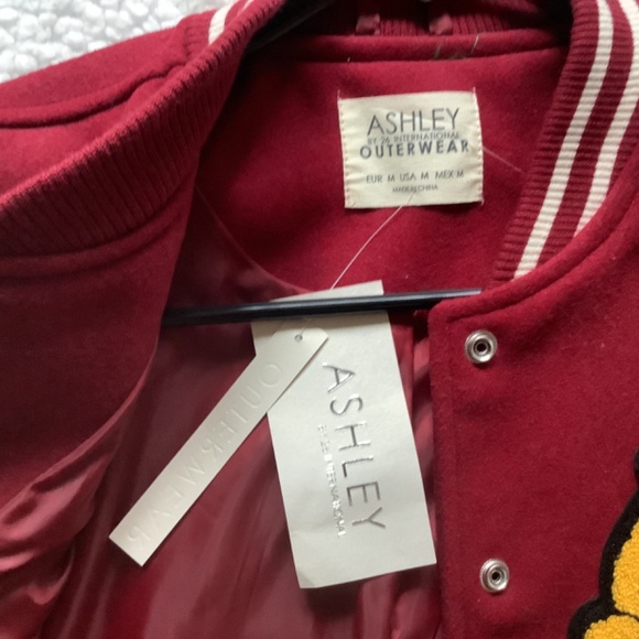 NWT Letterman Varsity Jacket Size Medium - Picture 2 of 4